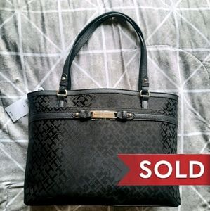 ☆SOLD☆  Tommy Hilfiger Black Signature Tote